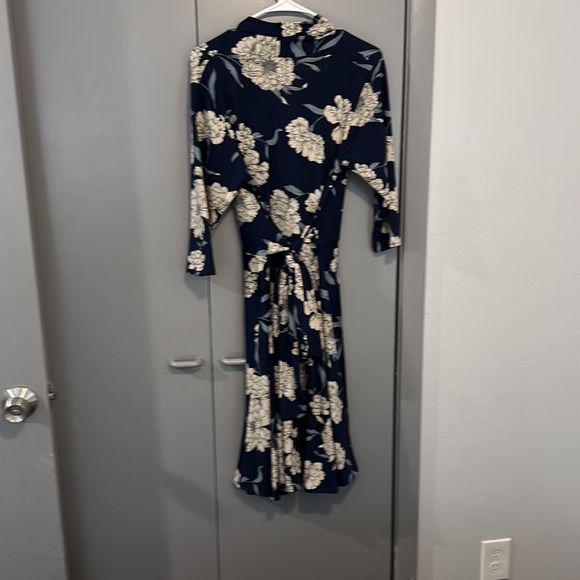 Karina tie around Blue Dress Size XXL - Picture 3 of 5